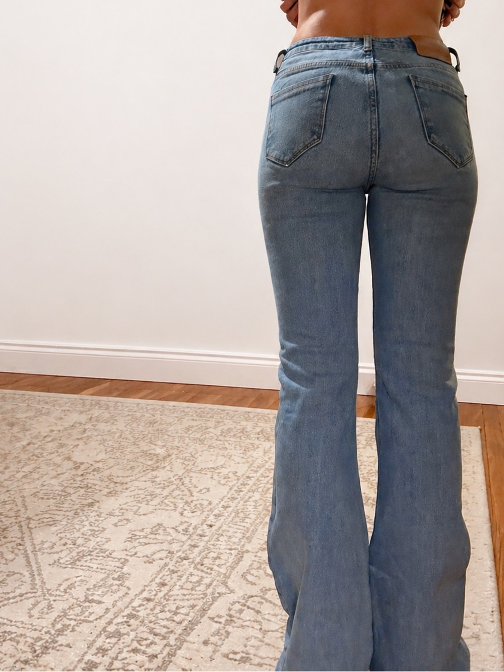 Classic Mid-Rise Light Blue Women’s Jeans